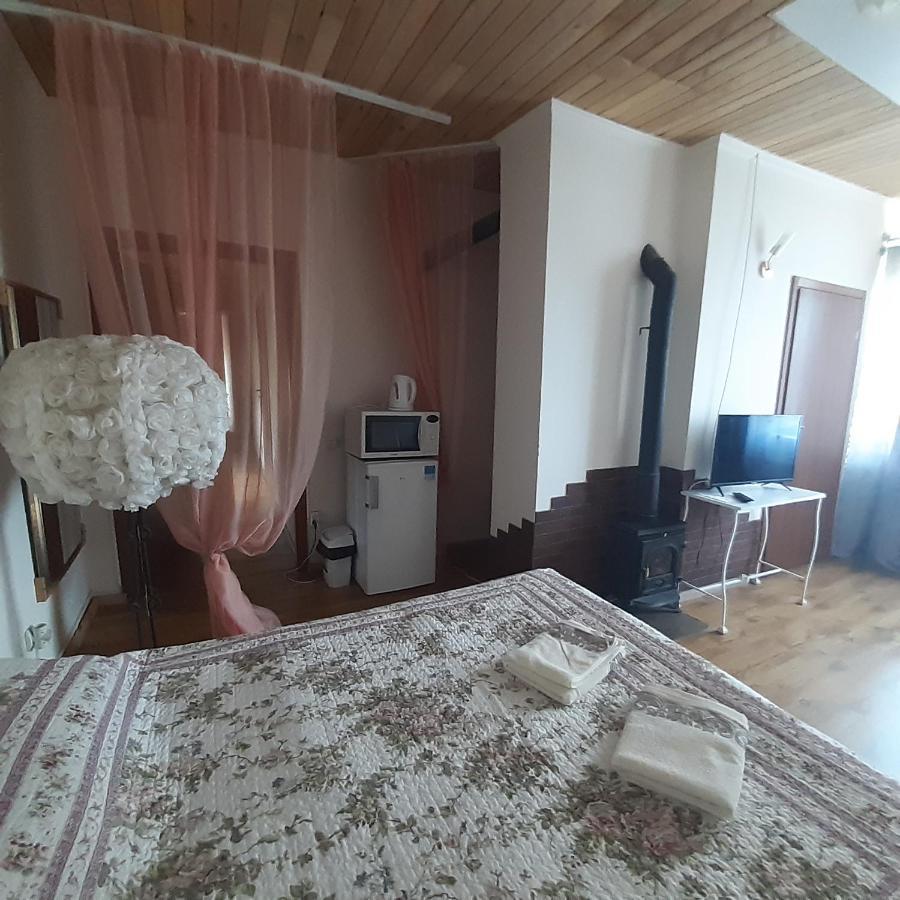 Viesu Nams "Laimes Pakavs" Hotel Straupe Ngoại thất bức ảnh